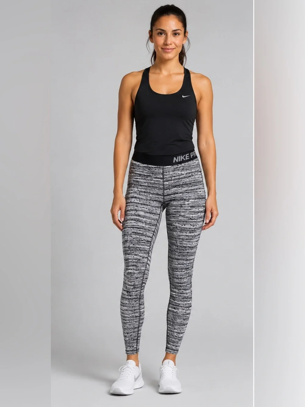 Nike Pro Dri-FIT Gray Black Printed Compression Leggings Women’s Medium M EUC